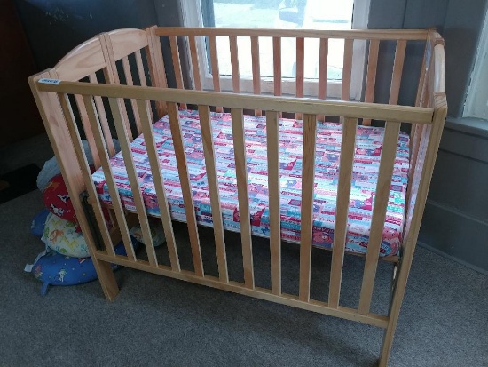 Folding Wooden Crib w/ 1 Mattress