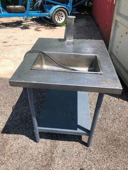 Steam Table Prep Table, Stainelss Steel w/ Undershelf, 110v, Full Size Pan, Paper Towel Holder