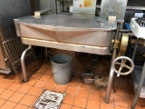 Commercial Tilting-Kettle, Very Clean, Couldn't Not See Maker