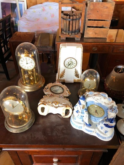 Group of Clocks