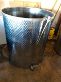 Criveller Stainless Steel 53 Gallon / 200 Liter Short/Wide Cap Tank, Wine Fermenting Tank 60in x