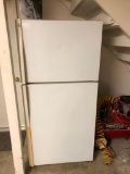 GE Refrigerator/ Freezer