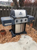 Signet Broil King BBQ Grill, Very Clean