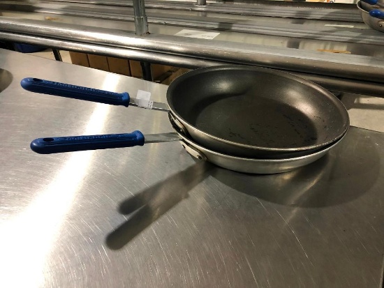 Lot of 2 Vollrath Wear-Ever 14in NSF No. Z4014 Cool Handle Fry Pans