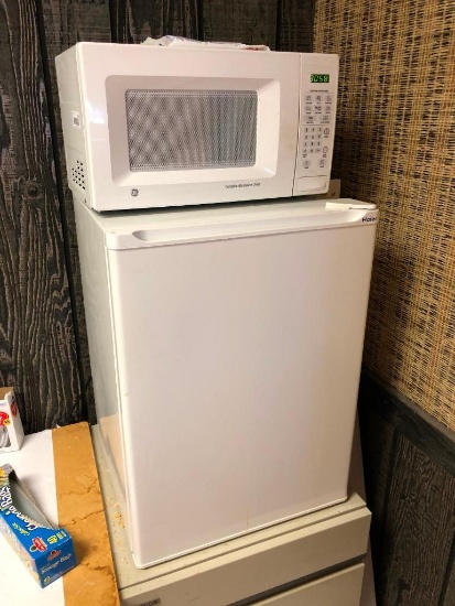 Microwave Dorm Fridge