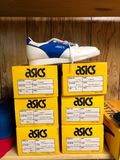 6 Pairs of NOS Asics Chant - Size 5 - 7.5