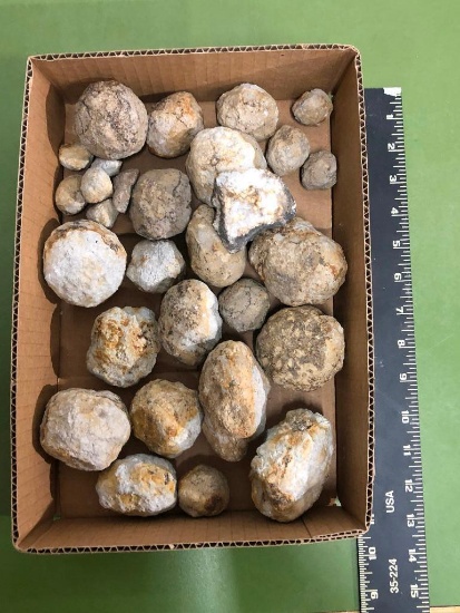Geodes, Small, 20+, Contents of Box