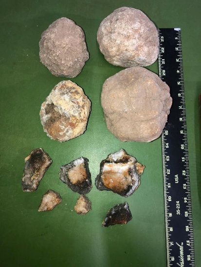 Large Geodes and Thunder Eggs & Fragments, 10 Pieces