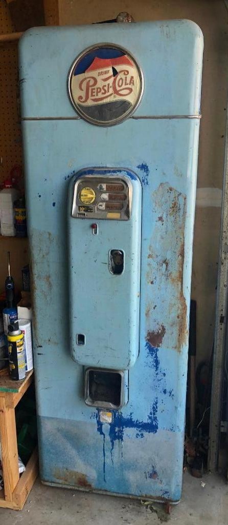 vendorlator pepsi machine