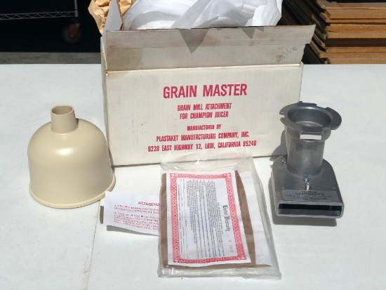 NEW IN BOX Grain Master Grain Mill Attachment for Champion Juicer Model: G-90