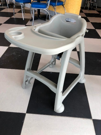 Winco Poly High Chair with Tray