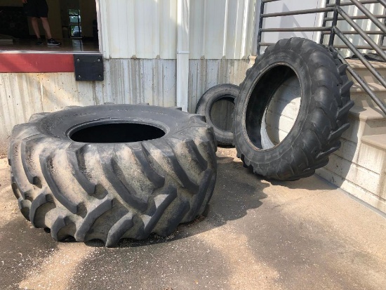 Set of Cross Fit Tractor Tires, 9 in Total, Various Sizes