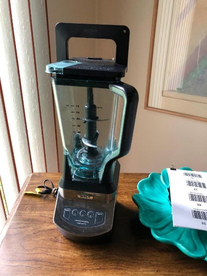 Ninja 1000 Watt Professional Blender Model No. NJ600