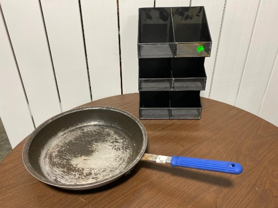 14in NSF Commercial Fry Pan w/ Merchandiser or Napkin Holder, See Pickup Note Below