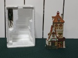 Dickens Village Series-Department 56 -Green Gate Cottage (The Heritage Village Collection