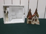 Dickens Village Series-Department 56 -Bishops Oast House (The Heritage Village Collection