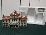 Dickens Village Series-Department 56 -Victoria Station (The Heritage Village Collection