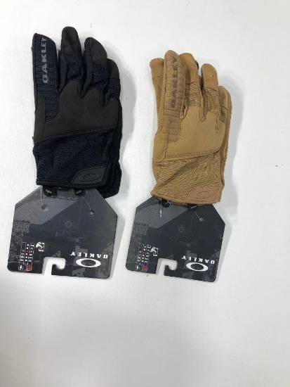 (2) Oakley Factory Lite Black LG Tactical Gloves MSRP: $40.00, Oakley Factory Lite Tan LG Tactical