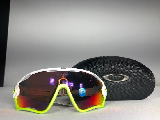 Oakley Jawbreaker Black Inkk with DO Red Irld Polarized MSRP: $280.00