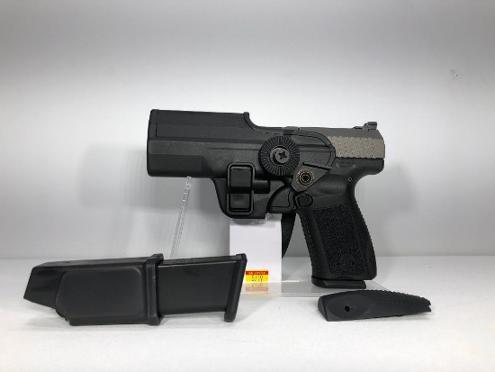 Canik TP9 SF Elite-S 9mm 15 Round w/ Case, Holster, Belt Holder & 2 Mags, SN: 17BG01407