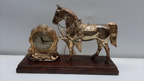 United Horse Clock Model 7H160