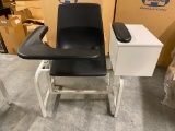 Winco Model No. 570 Phlebotomy Blood Drawing Chair SN: 570B-104565
