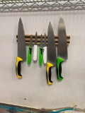 Magnetic Knife Rack w/ 7 Cook Knives