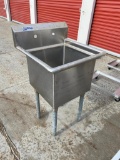 Universal Stainless Steel Single Compartment Deep Well Sink, NSF, Approx. 12in to 14in Deep