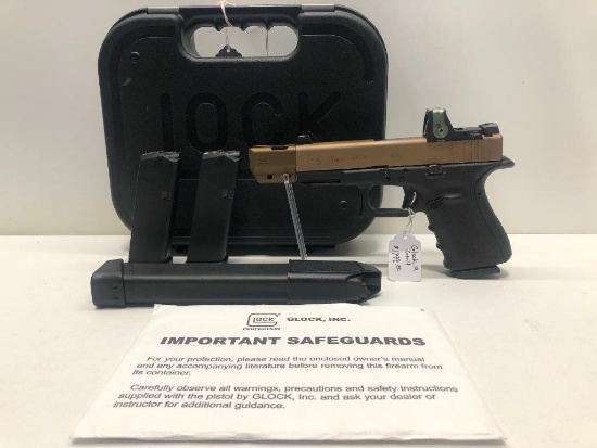 Glock G19 Gen 4 FXD 9mm w/ Factory Case & 4 Magazines (1-30 Round Mag Included) SN: UVZ798