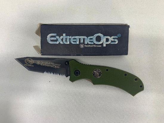 Smith & Wesson Extreme Ops Knife CKG103GS/ First Tactical Scorpion Knife/ Gerber Pack Hatchet