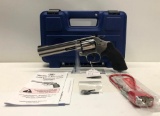 Smith & Wesson 61706 .22LR 6in Barrel, 10 Shot Cyl. SN: DKK8033 617-6 w/ Facotry Hardcase, Gun Lock
