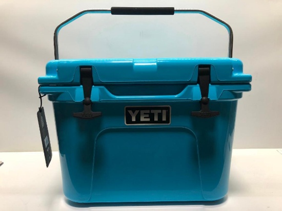 Yeti Roadie 20 Cooler Reef Blue MSRP $ 199.99