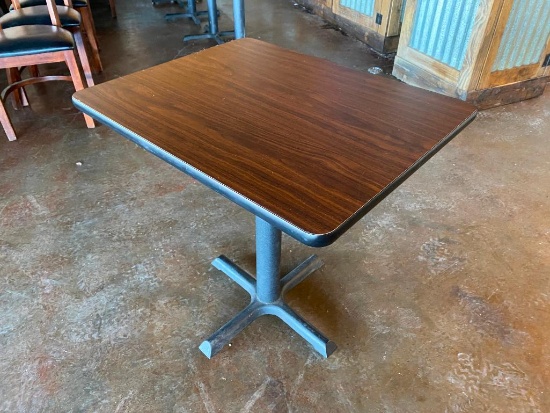 Restaurant Table, Laminate Top, Steel Pedestal Base, 24in x 30in x 30in