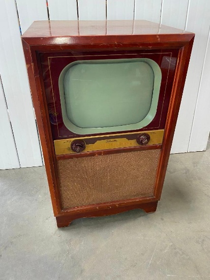 Silvertone Television Set