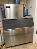 Ice-O-Matic Ice Maker Machine (Water Cooled) w/ Large Hopper Ice Bin, Model #: ICE0500HW4