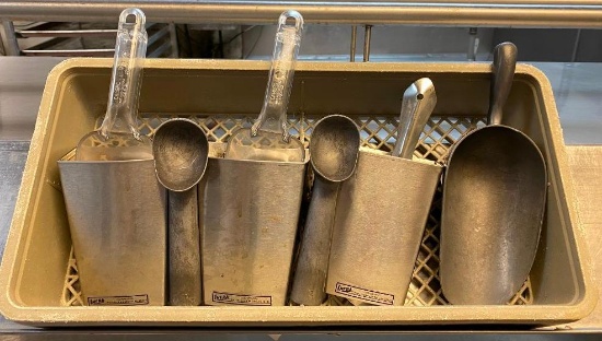 Six Various Scoops, 1 Infra SS Scoop Racks, Tray