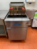 Castle Model F5-P Propane Gas Floor Fryer, Extremely Clean, 2 Fryer Baskets Included