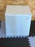 Haier Dorm Size Refrigerator