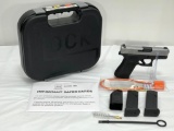 Glock G43X 9mm Semi Auto Pistol SN: BLCU628 with 2 Mags, w/Speed Loader