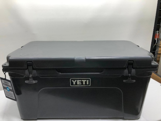 Yeti Tundra 65 Charcoal