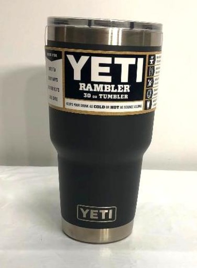 YETI Rambler 30 Oz Tumbler Charcoal