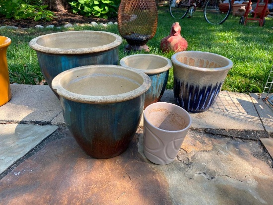 Lot 5 Planters - 3 Matching