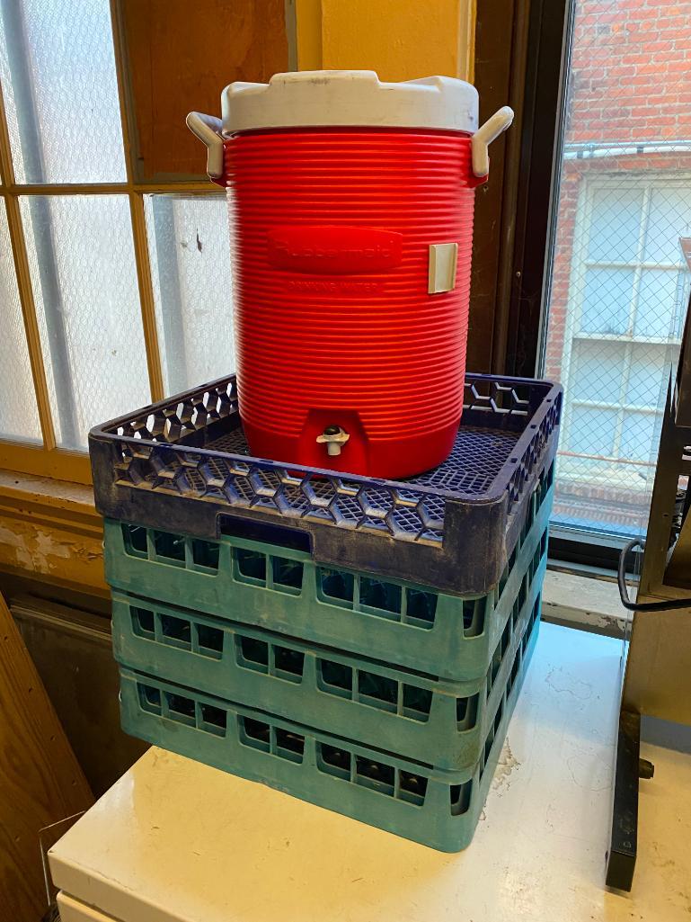 Rubbermaid model on sale 1685
