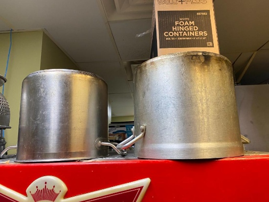 Stock Pots, Plastic Food Containers, Colanders