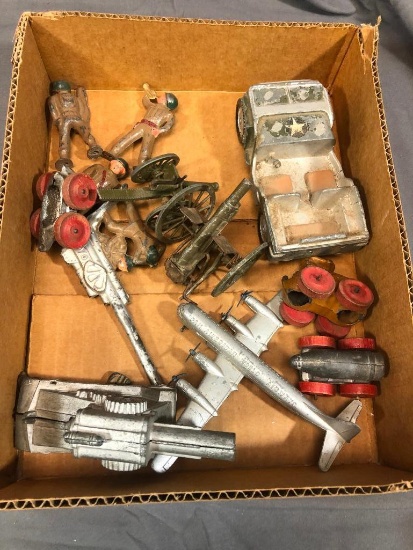 Box Lead Soldier, Cast Jeep Metal Plane and 2 Metal Cannon