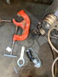 Ridgid Pipe Cutter w/ Tooling