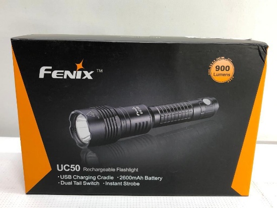 Fenix UC50 Rechargeable Flashlight Max 900 Lumens