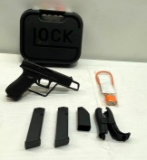 Glock G17 Gen 4 FXD 9mm w/ Factory Case & 3 Magazines SN: BHBH589