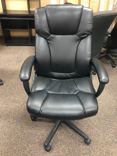 Newer Office Chair by Global Furniture, Mfg. 09/18 - Fixed Arms, Padded, Rolling, Adj. Height