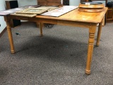 Oak Table w/ One Large Leaf, 42in x 60in